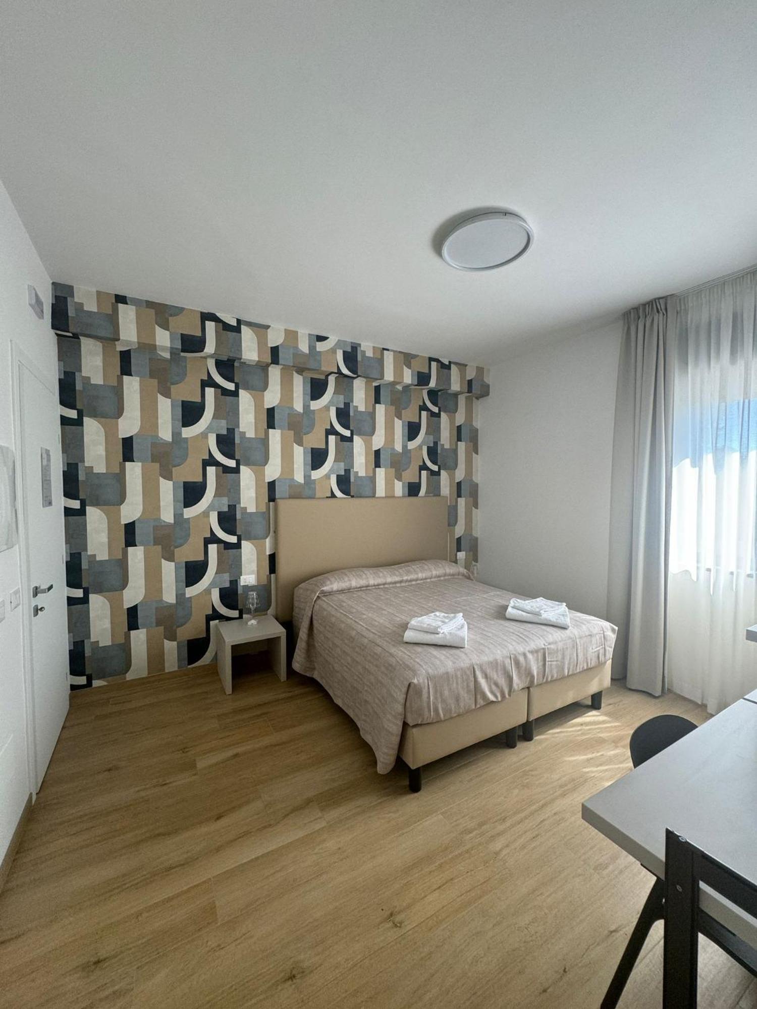 Guest House Al Porto 奇维塔韦基亚 外观 照片