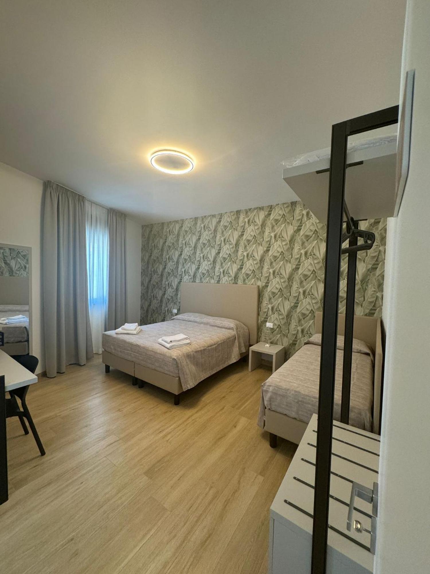 Guest House Al Porto 奇维塔韦基亚 外观 照片